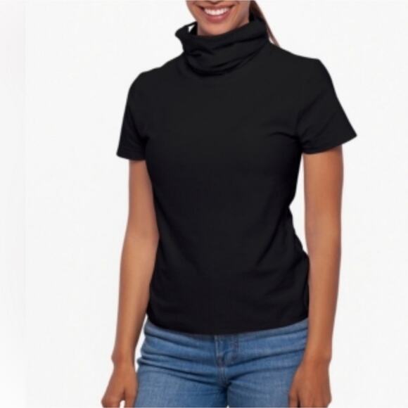 NWT Bam by Betsy & Adam Black Short Sleeve T-Shirt with Attached Mask Size S - Picture 2 of 9